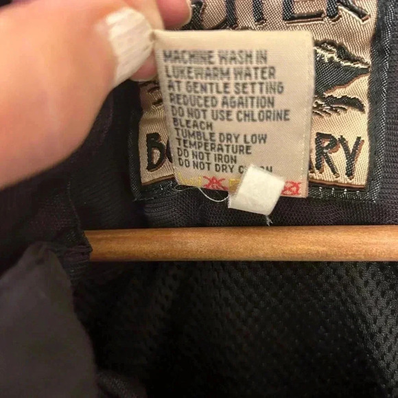 Men’s Outer Boundary Windbreaker Nylon Coat, Valvoline branded, Size XL - Picture 5 of 6